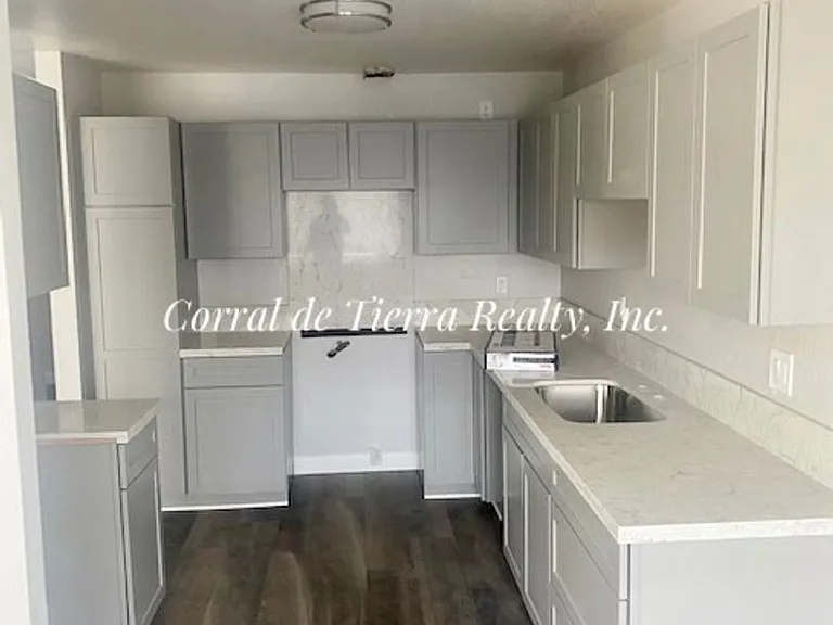 47 Julia Ave — Photo 12