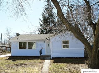 227 North Dr, Fremont, NE 68025