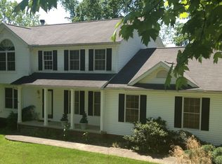 472 Abbyshire Rd, Akron, OH 44319