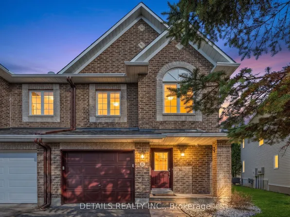 8 Wimbledon Way, Ottawa, ON K2K 3J2