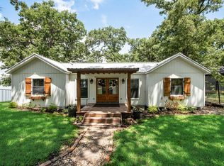 111 Adams Row, Streetman, TX 75859