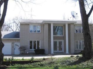 268 Dan Troy Dr, Williamsville, NY 14221