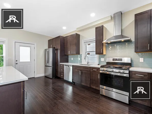 77 Winchester St, Medford, MA 02155