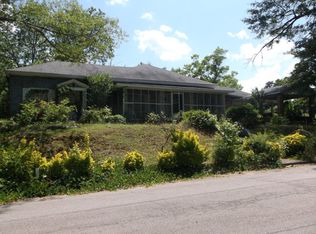 3 Wilson St, Manchester, GA 31816