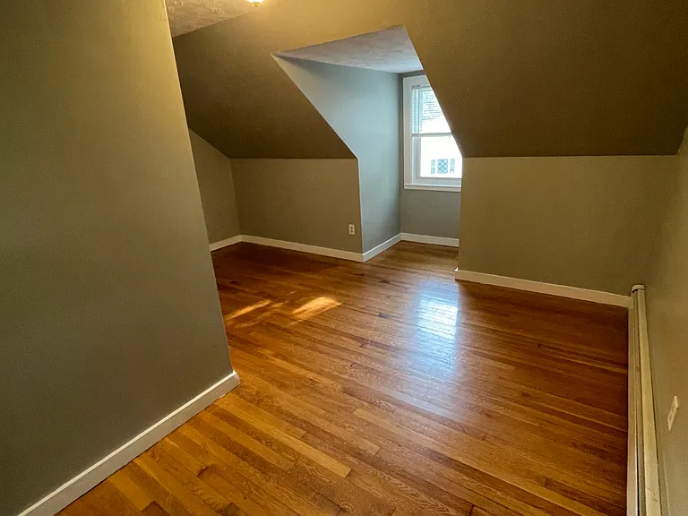 87 S Quinsigamond Ave #2 — Photo 2