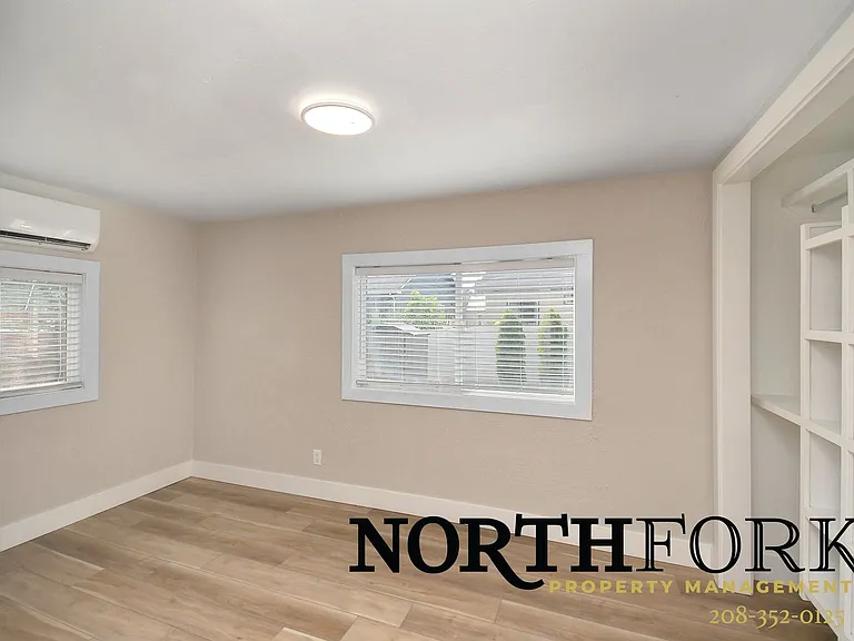 2479 N Maple Grove Rd — Photo 6