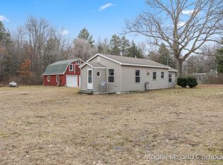 47 Seventeen Mile Rd, Kent City, MI 49330