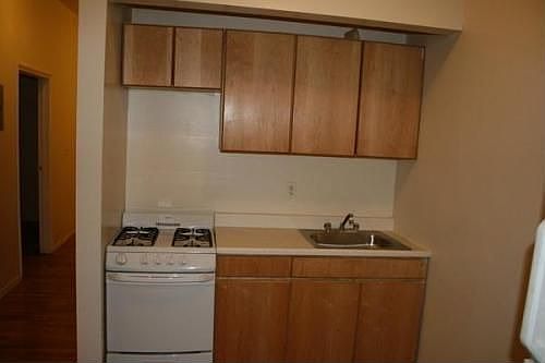 2nd image of 2102 Amsterdam Ave APT 4B