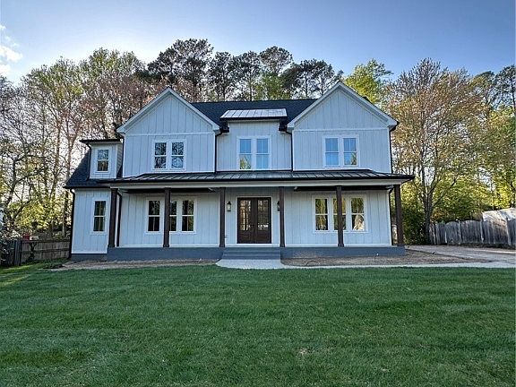 2nd image of 212 Melwood Ln