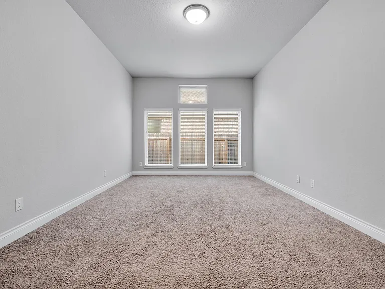 8823 Haystack Rd — Photo 20