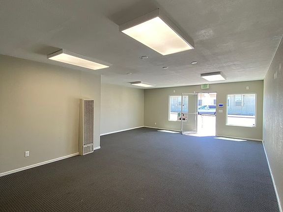 2nd image of 4019-4023 E 4th St #4019
