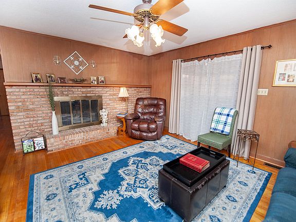 2nd image of 109 Pawnee Dr