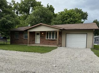 5500 Cindy Dr, High Ridge, MO 63049