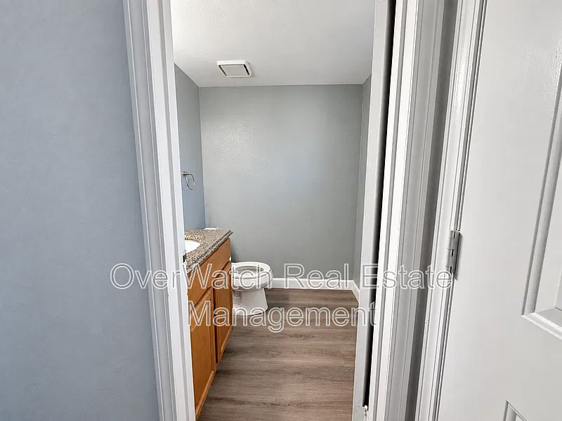 3 bed, 2.5 bath, 1314 sqft, $2,800 — Photo 3