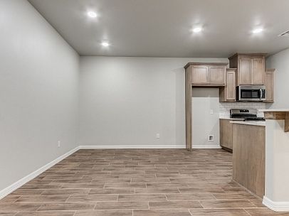 4th image of 620 Maleah Pl #B