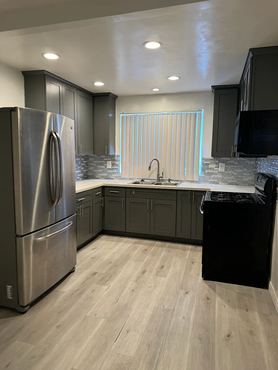 Building Photo - 433 W 126th St #433-435