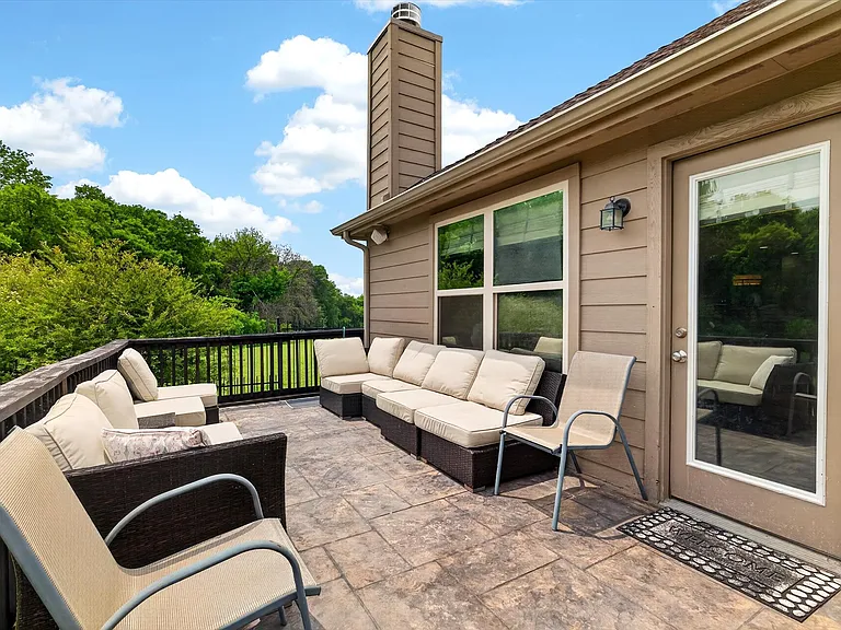 2129 Megan Creek Dr — Photo 27