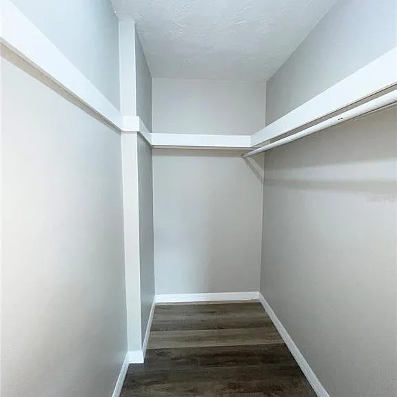 11241 Yewtree Ave — Photo 14