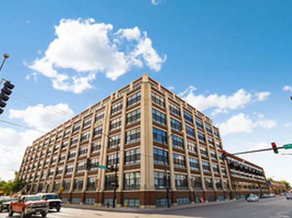 3963 W Belmont Ave Unit 221, Chicago, IL 60618