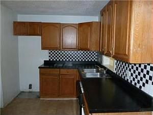 5th image of 1224 N 50th Ter