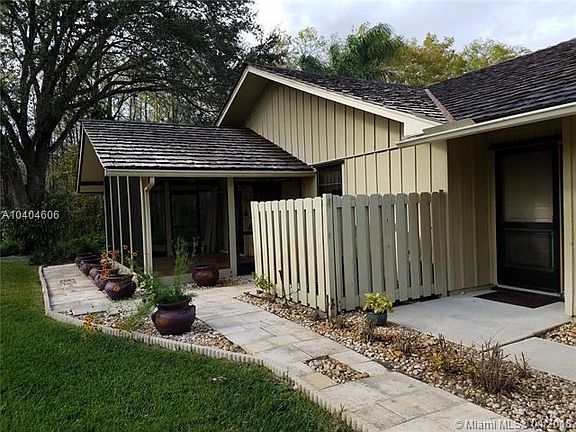 2nd image of 13192 SE Crooked Stick Ln