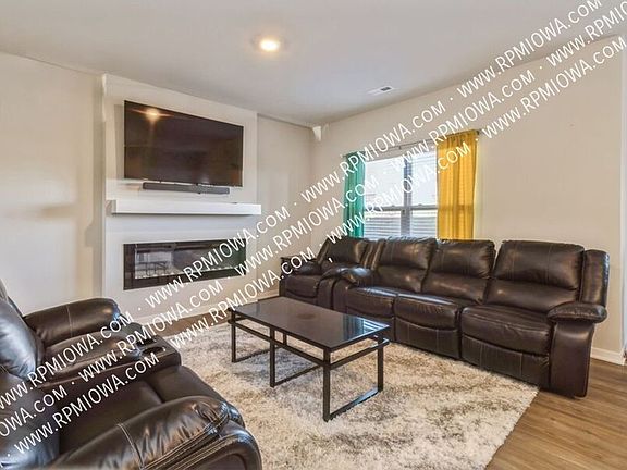 2nd image of 2710 NW 35th Ln