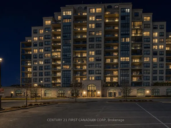 240 Villagewalk Blvd #605, London, ON N6G 0P6