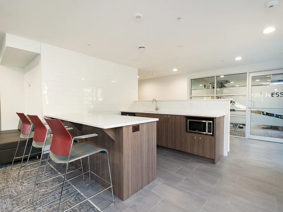 271 Platts Ln