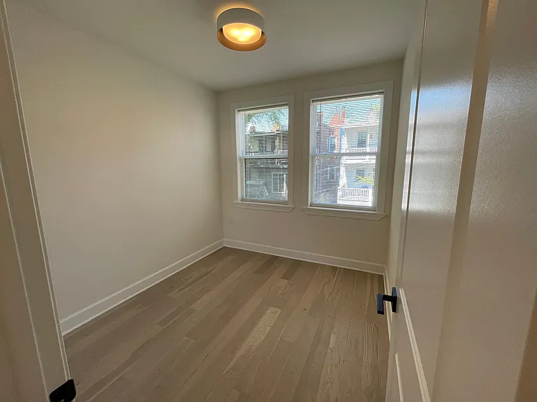 75 Florida Ave NW #3 — Photo 24