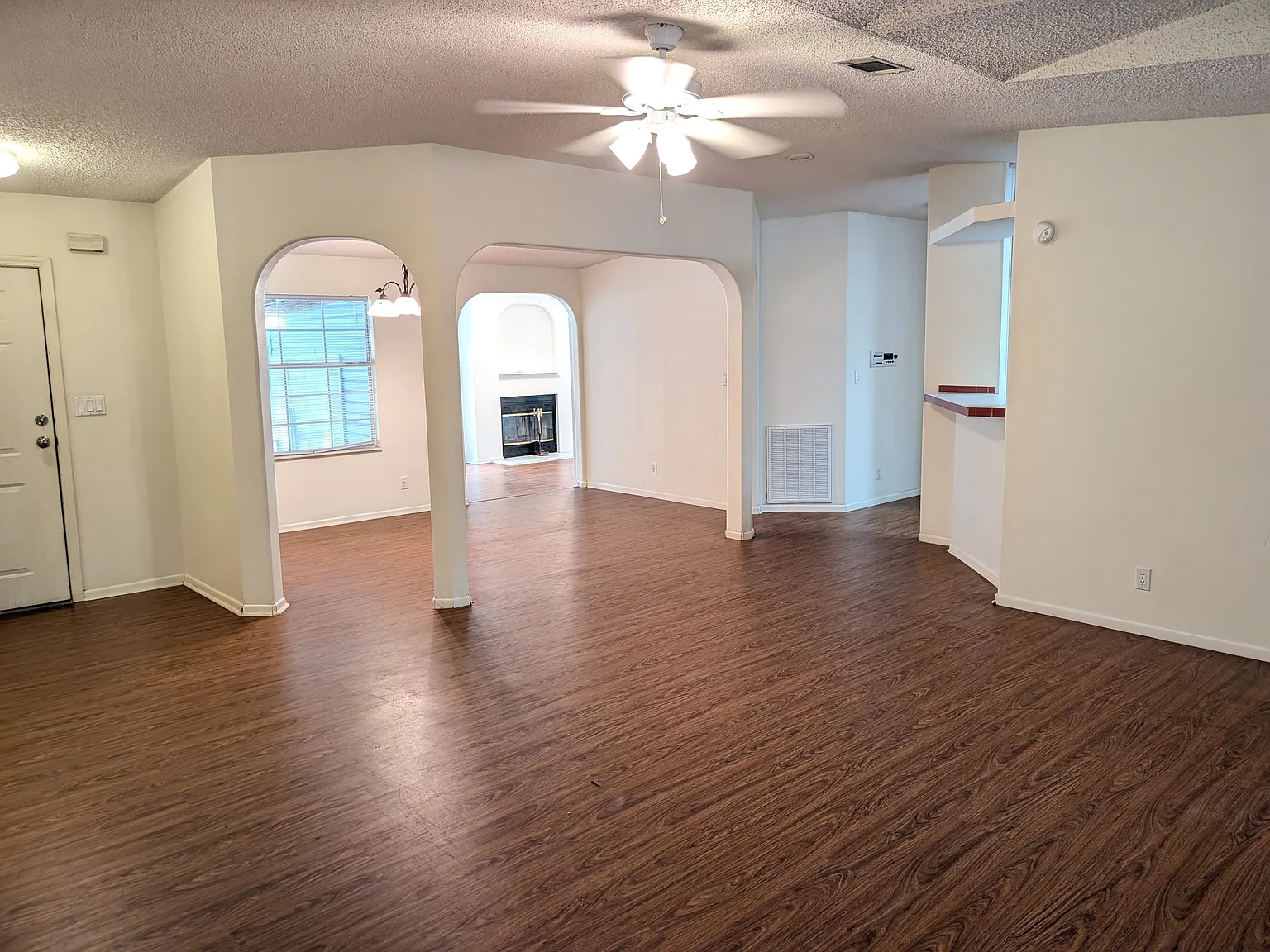4373 Avalon Blvd - 1 — Photo 4