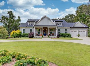 4566 Peckerwood Rd, Gillsville, GA 30543