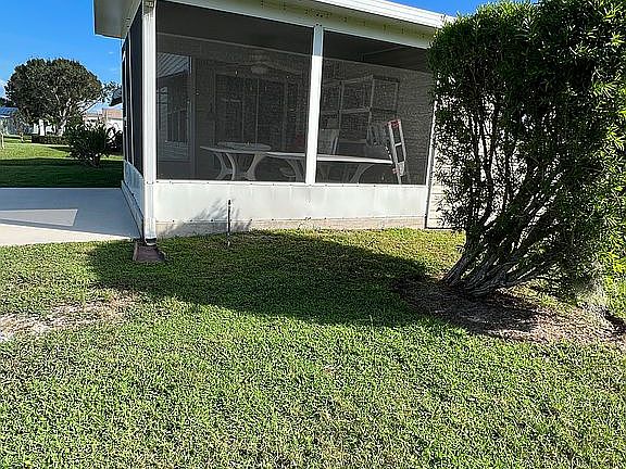 2nd image of 7833 Meadowlark Ln