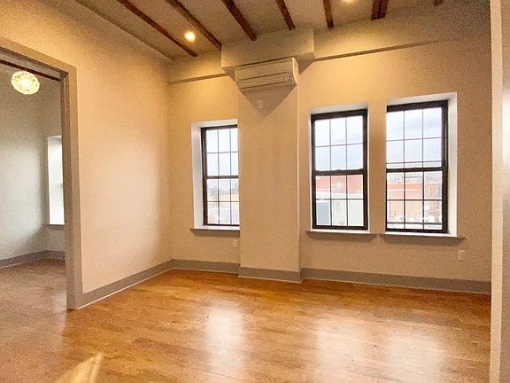 2nd image of 279 Bedford Ave #17S