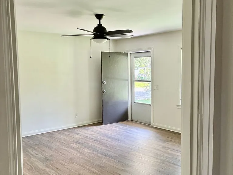 109 Signal View St — Photo 4