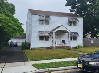 224 N 9th Ave, Manville, NJ 08835