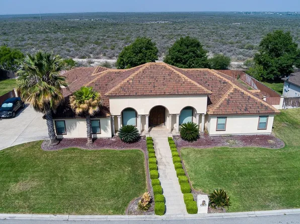 304 Ceniza Ridge Dr, Del Rio, TX 78840