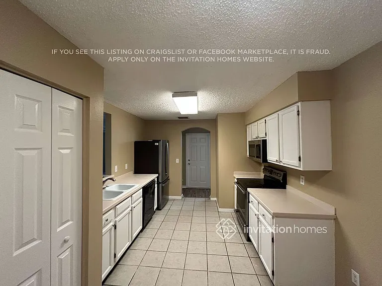 1609 Prowmore Dr — Photo 3