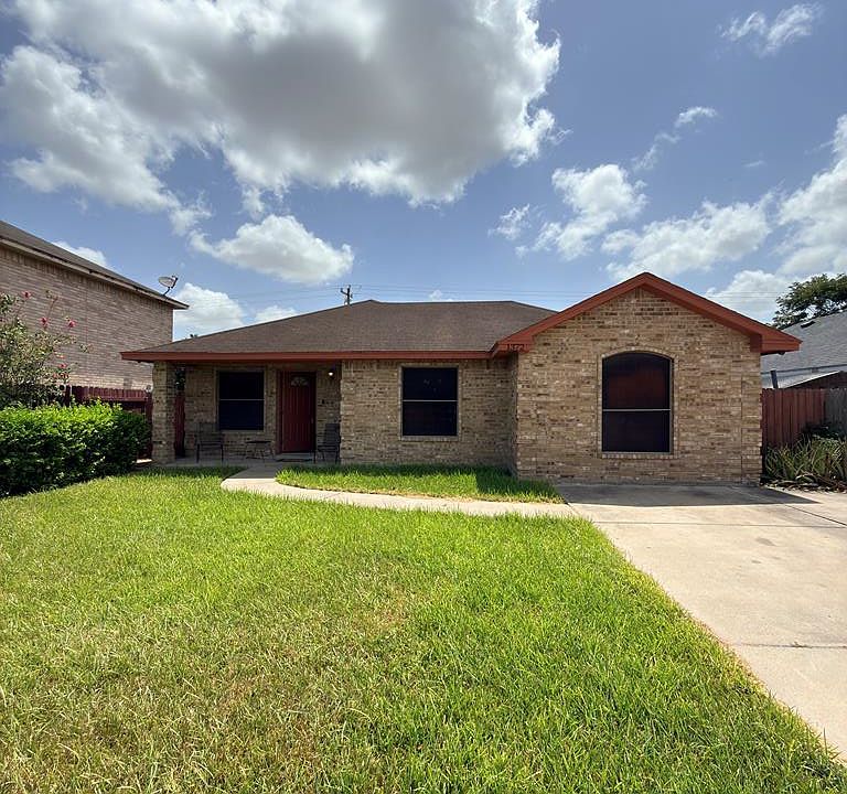 1st image of 1372 Guadalupe Cir