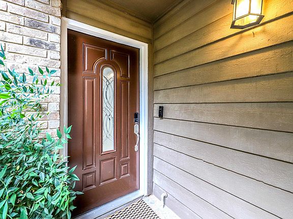 4th image of 4509 Smokey Wood Ln