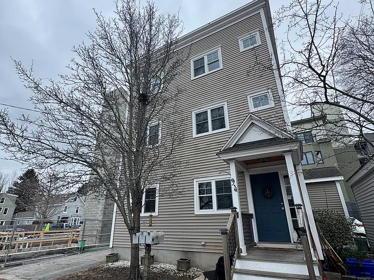 94 Atlantic St #2 — Photo 16