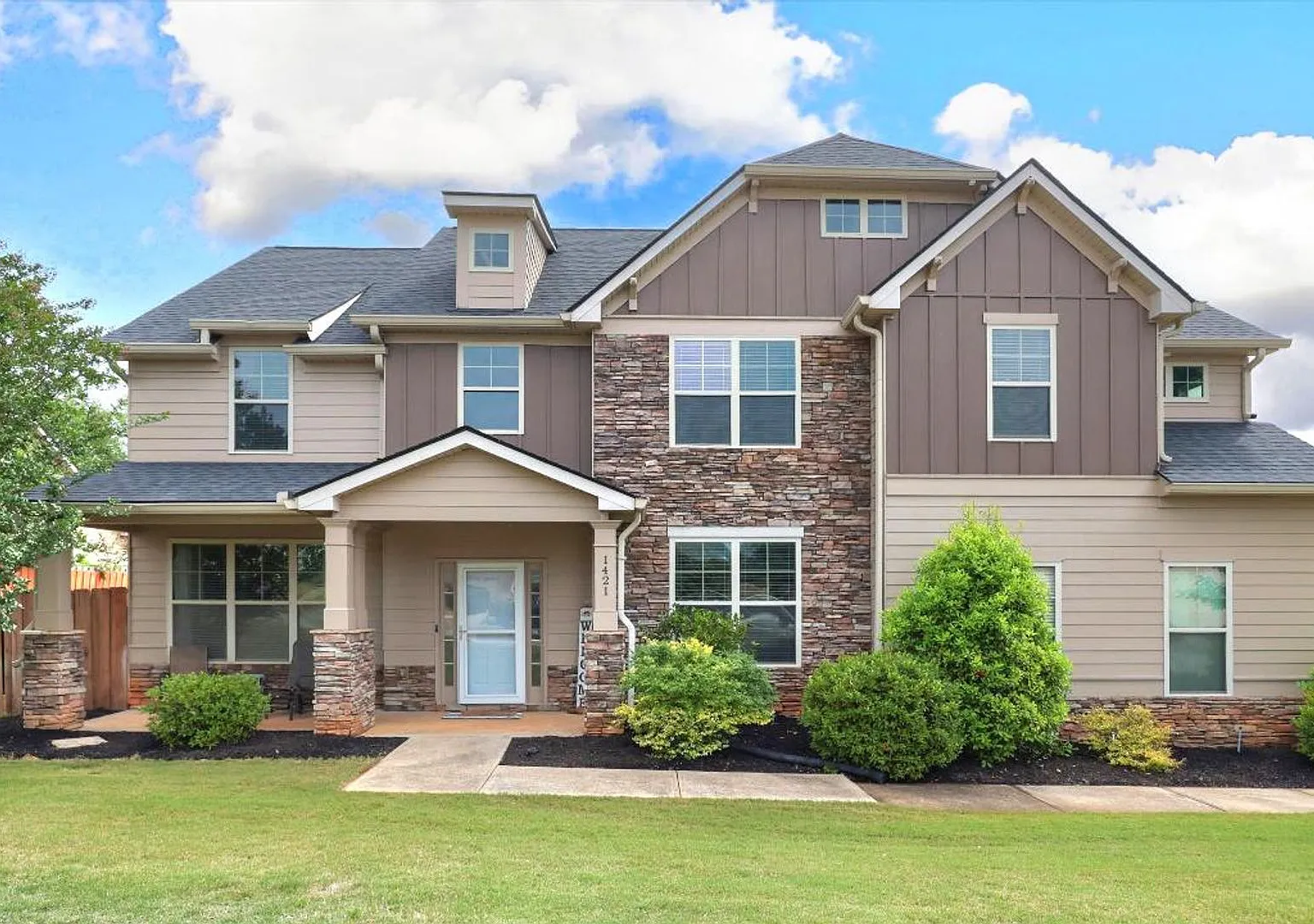 1421 Dooley Lane in Grovetown, GA - 5 Bedroom Beauty Close to Fort Gordon — Photo 1