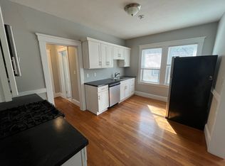 113 Sherwood St APT 3R, Roslindale, MA 02131