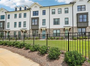 4211 Millcroft Pl #215, Buford, GA 30518