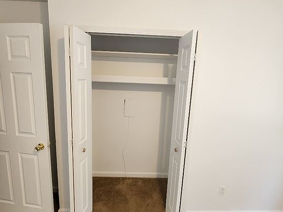 5th image of 512 Washtenaw Ave APT 13