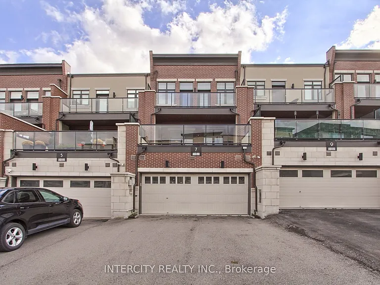 7 Adaskin Ave — Photo 46