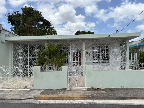 Bo Pueblo Calle Carrion Maduro Sur #4, Coamo, PR 00769