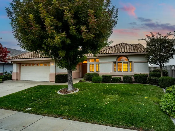 7059 Lost Lake Ln, Roseville, CA 95747