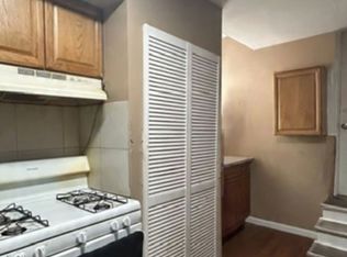 231 4th St #1, Passaic, NJ 07055