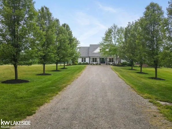 3472 Hodges Rd, Dryden, MI 48428
