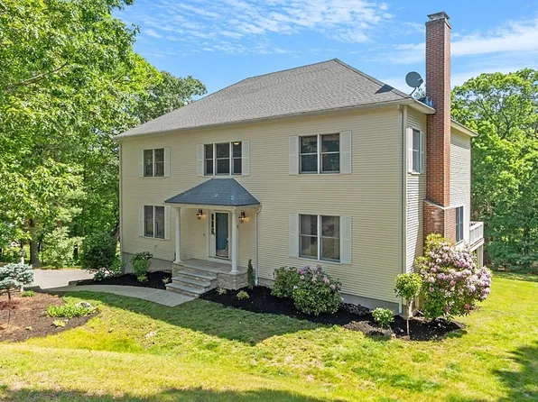 59 Fuller Pl, Franklin, MA 02038